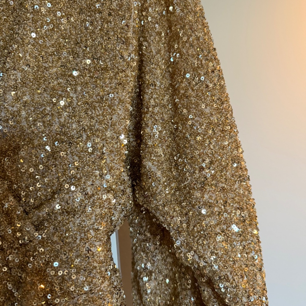 Gold Dress - Picture 4 of 4